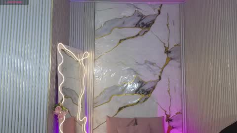 Chiara  online show from April 6, 7:04 pm