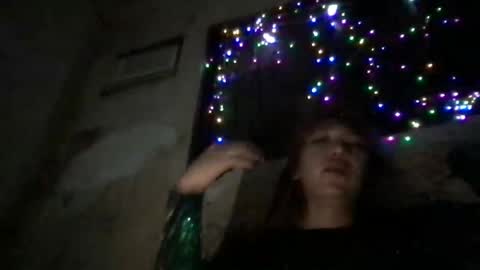 Snapshot of chic_venus chatting on June 21, 5:48 pm chic_venus online show from June 21, 5:48 pm