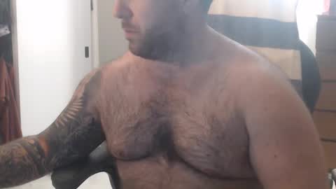 Chicagoguy86 aka Benny Cooper online show from May 16, 6:43 am