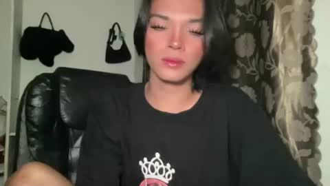 Snapshot of chichay_addams chatting on June 29, 3:34 pm Addams online show from June 29, 3:34 pm