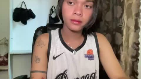 Snapshot of chichay_addams chatting on July 12, 9:22 am Addams online show from July 12, 9:22 am
