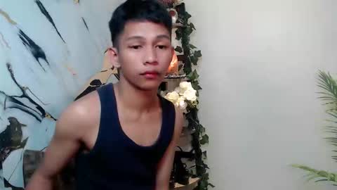 Snapshot of chick_renz chatting on September 26, 4:00 pm chick_renz online show from September 26, 4:00 pm