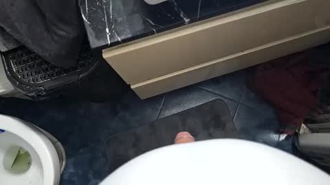 chicocaliente9301 online show from February 25, 7:45 pm