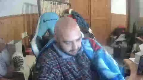 chicomallorca96 online show from February 3, 10:03 am