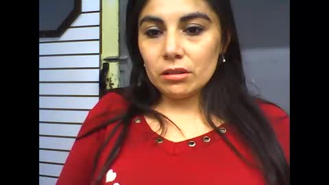Snapshot of chikilinda88 chatting on May 22, 11:32 pm chikilinda88 online show from May 22, 11:32 pm