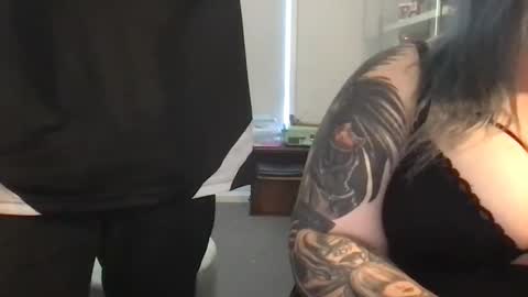 Chill CurvySins online show from March 29, 7:19 am