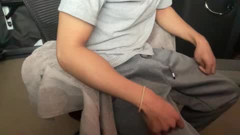 Snapshot of chilldude141 chatting on January 9, 3:15 pm chilldude141 online show from January 9, 3:15 pm