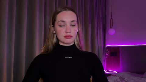 Goddess Vika - owner of all ur money online show from November 23, 3:34 pm