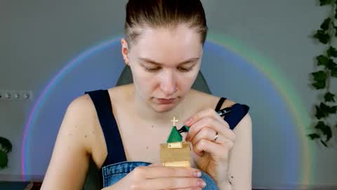 Bella online show from February 13, 9:05 am