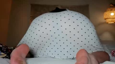 yoursensualparadise online show from May 9, 10:09 am