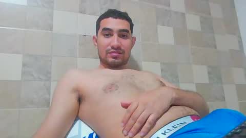 Snapshot of chips25 chatting on October 11, 3:50 am dave online show from October 11, 3:50 am