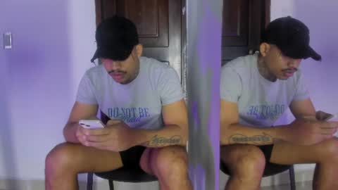 Snapshot of chirshot21_ chatting on July 13, 12:08 pm Chris online show from July 13, 12:08 pm