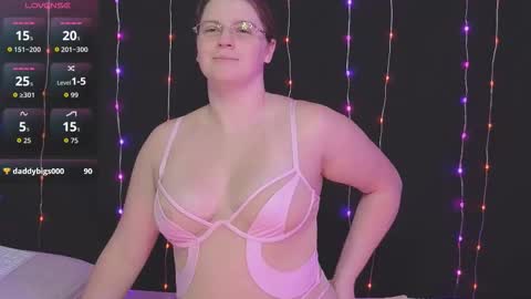 chjecouple online show from February 14, 6:04 pm