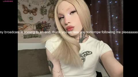 Snapshot of chl0echerry chatting on May 29, 3:26 am Chloe INDEPENDENT MODEL online show from May 29, 3:26 am