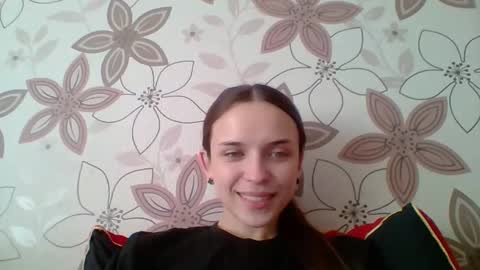 Snapshot of chloe45673 chatting on May 26, 8:54 am chloe45673 online show from May 26, 8:54 am