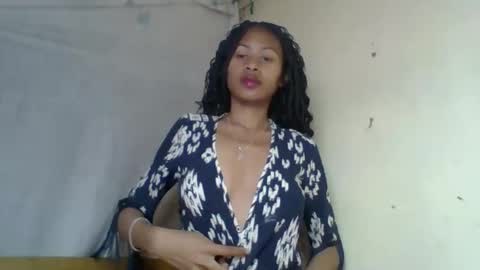 Snapshot of chloe9794 chatting on September 19, 3:02 pm chloe9794 online show from September 19, 3:02 pm