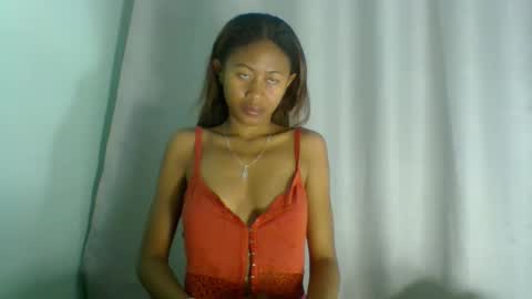 chloe9794 online show from February 22, 11:47 pm