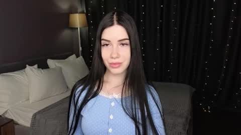 Snapshot of chloe___davis chatting on January 12, 12:16 am Chloe online show from January 12, 12:16 am