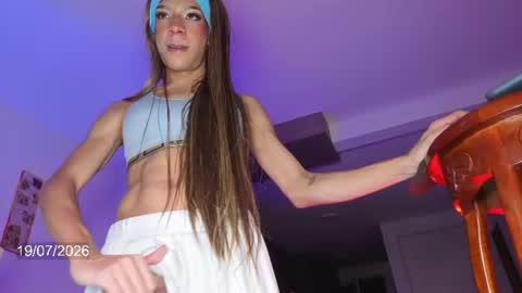 chloe_cooperr online show from July 19, 5:55 am