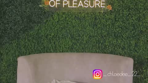 Chloe online show from October 7, 12:24 pm