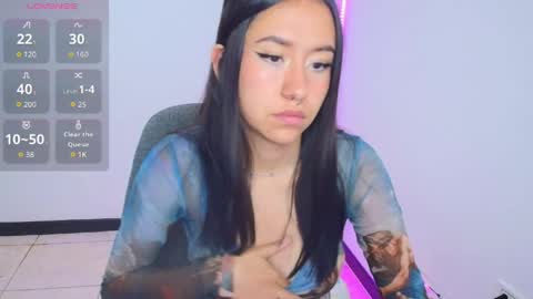 chloe_desire11 online show from May 11, 10:21 am