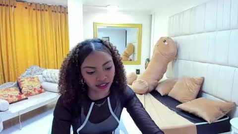 Chole  online show from October 20, 8:42 pm