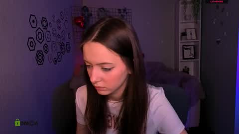 chloe_ley online show from March 10, 10:53 am