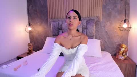 chloe_love__ online show from January 17, 11:48 am