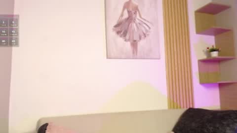 chloe_peach_ online show from April 7, 12:16 pm