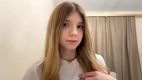 hloe online show from November 27, 6:54 pm