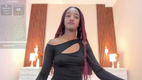 CHLOE online show from April 12, 12:54 pm