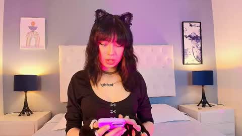 Snapshot of chloeesky chatting on October 3, 1:41 pm chloeesky online show from October 3, 1:41 pm