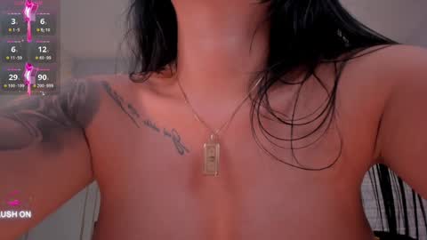 Snapshot of chloemanson chatting on December 18, 2:32 am Chloe OF chloemanson online show from December 18, 2:32 am