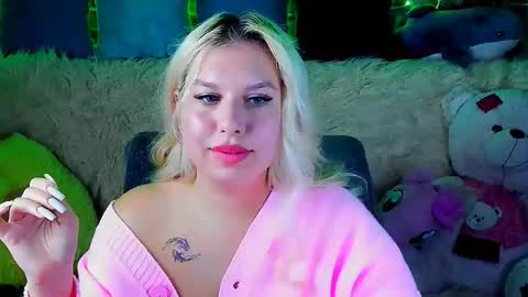 ChloeRicci online show from September 21, 9:16 pm