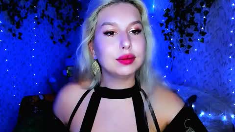 ChloeRicci online show from October 14, 12:06 pm