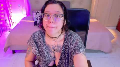 Chloe rosse online show from May 26, 1:12 am