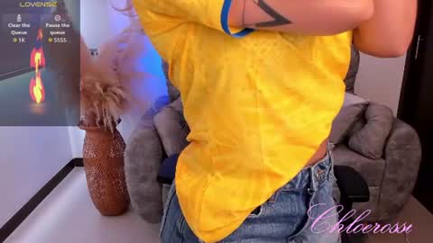 Laura online show from July 7, 3:16 pm