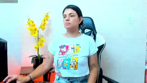 Chloe  online show from July 10, 6:54 pm