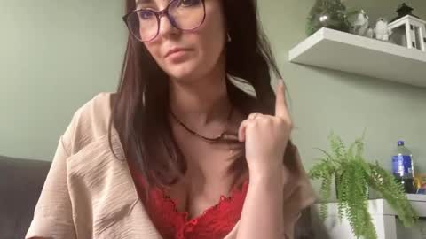 ChloeXNatural online show from May 15, 8:21 am