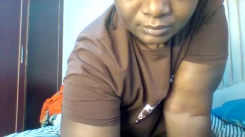 chocobabe002 online show from June 4, 5:13 am