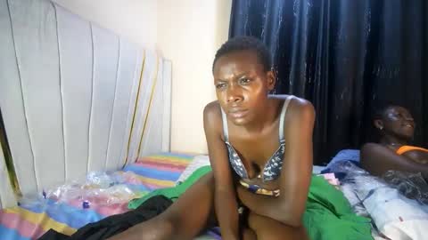 Snapshot of chocolate_desire1 chatting on May 20, 6:25 pm chocolate_desire1 online show from May 20, 6:25 pm