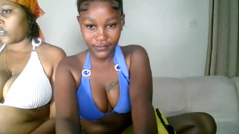 Snapshot of chocolate_divaa chatting on July 27, 5:58 am chocolate_divaa online show from July 27, 5:58 am