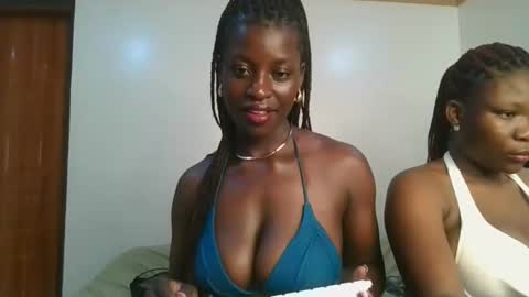 Snapshot of chocolate_iva chatting on October 11, 10:14 am Iva online show from October 11, 10:14 am