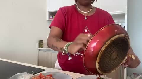 Snapshot of chocolatecakequeen chatting on December 21, 6:12 pm ChocolateCakeQueen online show from December 21, 6:12 pm