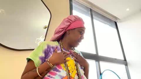 Snapshot of chocolatecakequeen chatting on March 1, 4:54 pm ChocolateCakeQueen online show from March 1, 4:54 pm