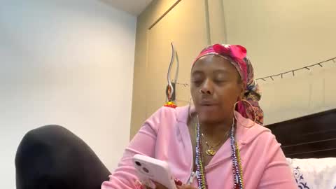 Snapshot of chocolatecakequeen chatting on March 3, 2:26 am ChocolateCakeQueen online show from March 3, 2:26 am