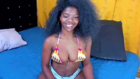 Snapshot of chocolatehot04 chatting on July 9, 2:32 pm NATALIA online show from July 9, 2:32 pm