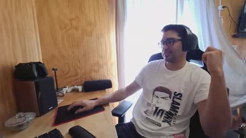 Snapshot of chocomate chatting on November 21, 1:10 pm chocomate online show from November 21, 1:10 pm