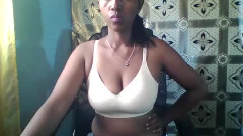 Snapshot of choe03 chatting on February 18, 7:04 am choe03 online show from February 18, 7:04 am