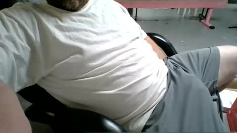 Snapshot of chomper12345 chatting on May 6, 10:09 am chomper12345 online show from May 6, 10:09 am